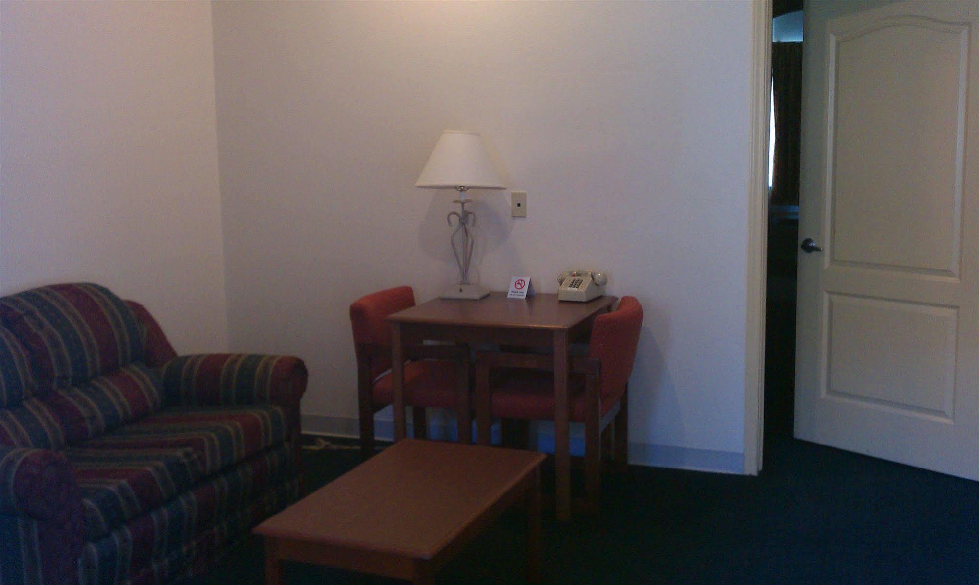 Texas Inn And Suites - Rio Grande Valley Edinburg Room photo